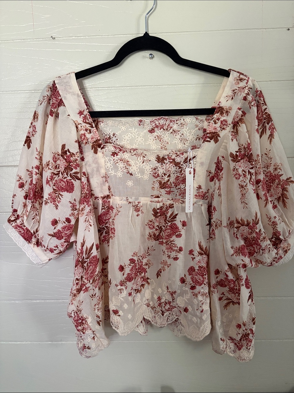 Olivaceous Cream Blouse w Rose Floral Print, Embroidery Cottagecore M NWT Dreamy